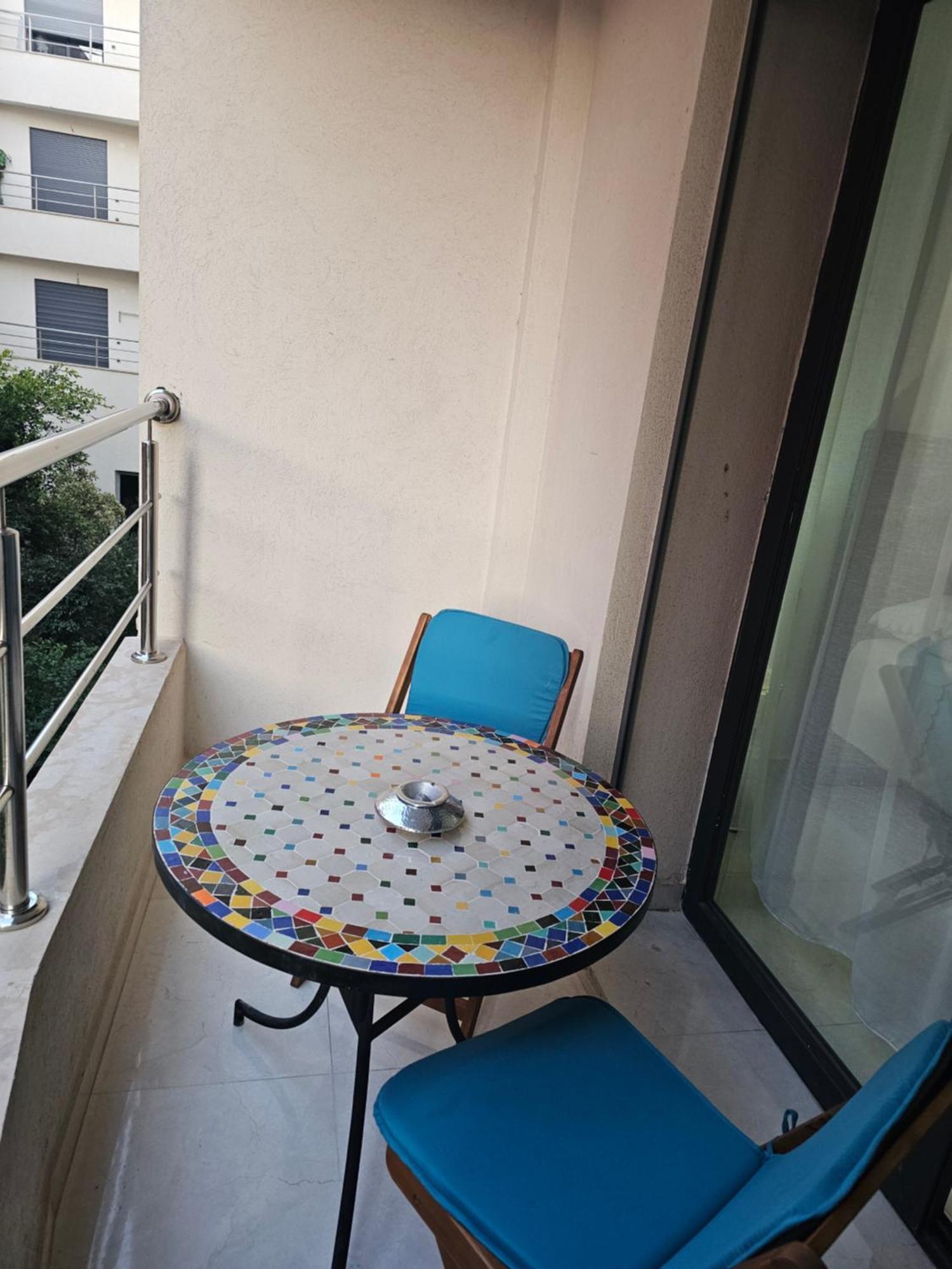 Charming Apartment In Есувейра Екстериор снимка
