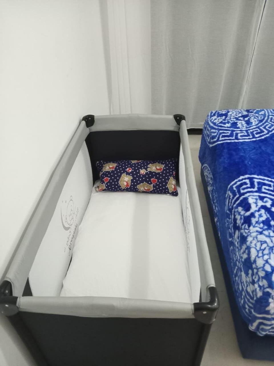 Charming Apartment In Есувейра Екстериор снимка